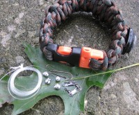 Браслет паракордовый "Рыболов"